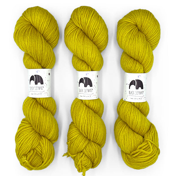 Black Elephant: Corriedale Aran - Hello Yellow