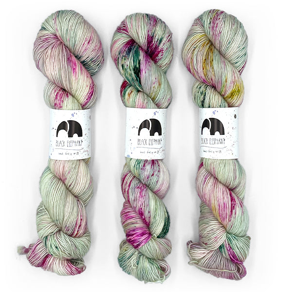 Black Elephant: Merino Singles – Silver Lining