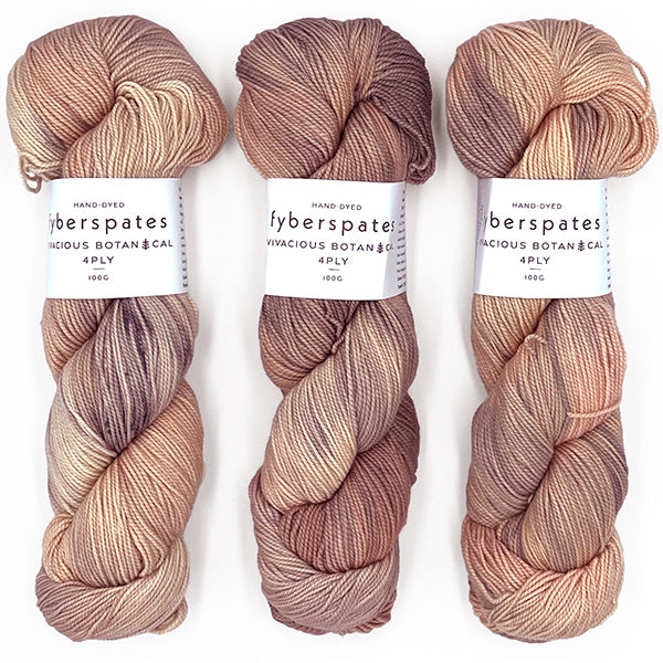 Fyberspates: Vivacious Botanical 4Ply – Elephant 676