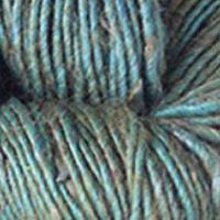 Heathered knitting yarns