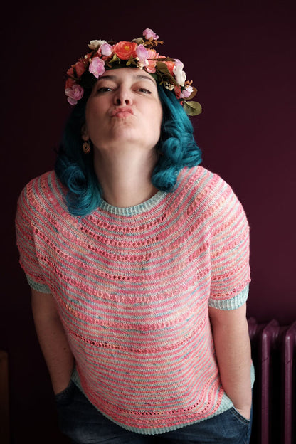 Yarn Kit - Jenny Flower Tee by Julie Knits in Paris