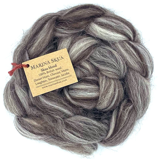 Skua Blend natural undyed British wool tops