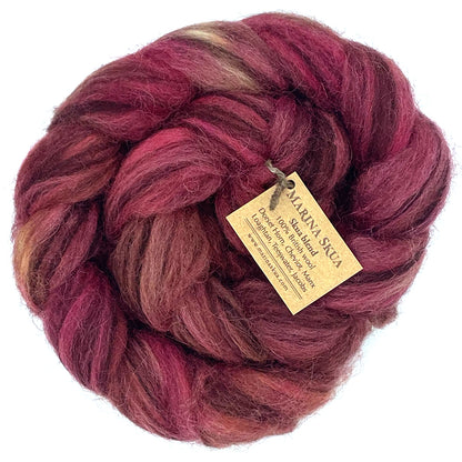 Skua Blend hand-dyed British wool tops