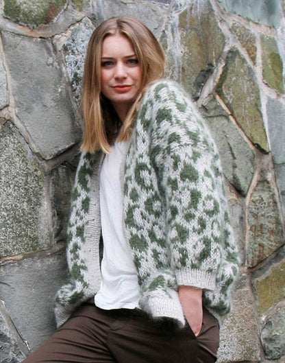 Yarn Kit – Leopard Coat