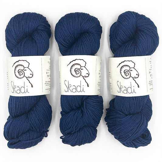 Hey Mama Wolf: Skadi - Mazarine Blue 04