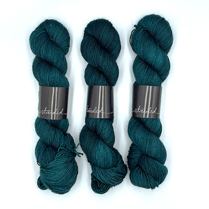 Stranded Dyeworks: BFL Nylon – Kingfisher Blue