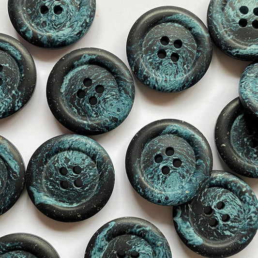 Hemp button, very dark navy with lighter blue marbled pattern