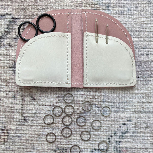 Thread & Maple: On the Go - Rose and Beige