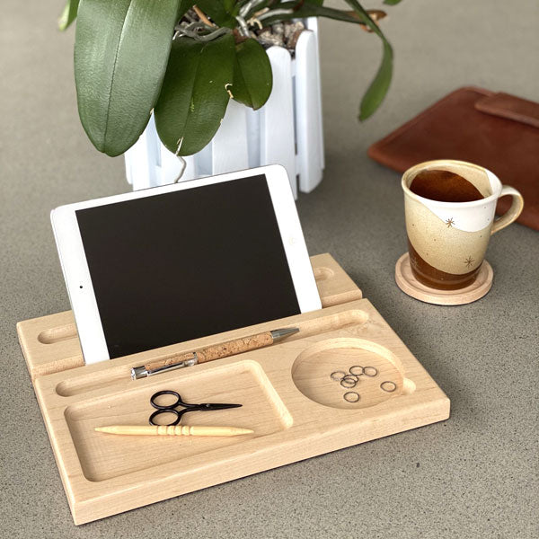 Maple Tablet Tray