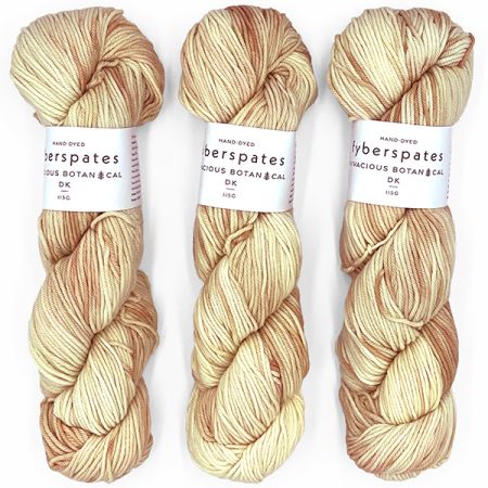 Fyberspates: Vivacious Botanical DK – Champagne Forest 870