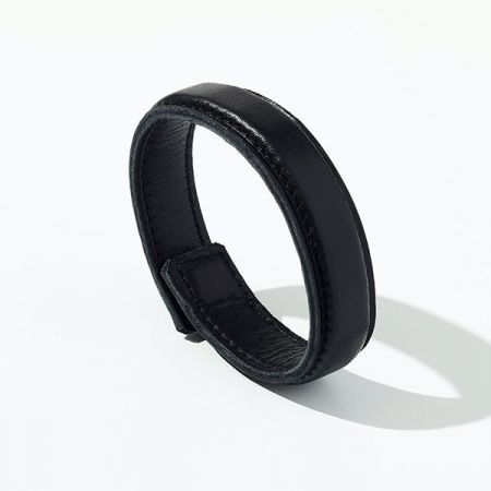 Hide & Hammer: Magnetic Leather Cuffs - Black with Black Stitching